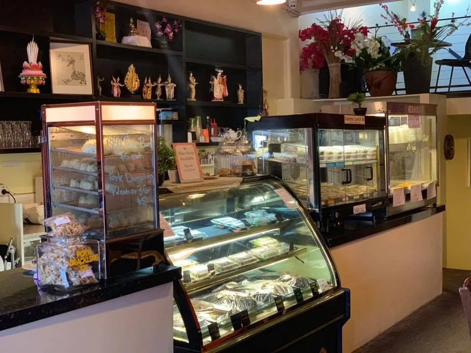 Glass display case filled with fresh ready-to-go food